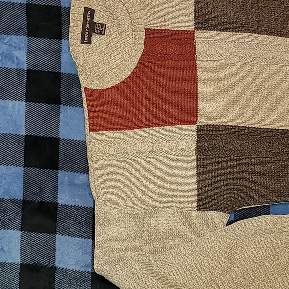 Vintage. Made in USA. Liberty Sweaters. Cotton- blend crewneck. Men's size XL - Picture 7 of 15